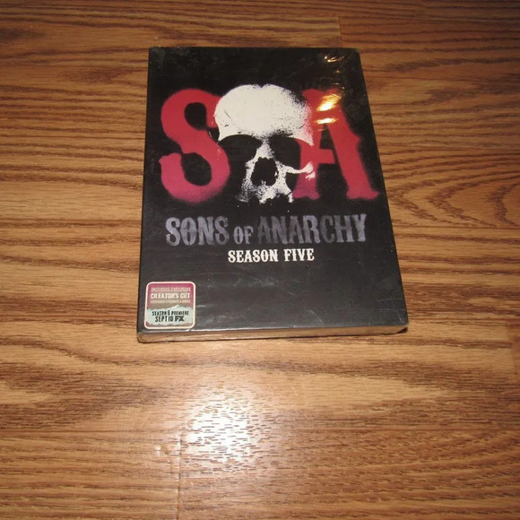 SONS OF ANARCHY Season Five (4 DVD Set)~SEALED! - Picture 1 of 3